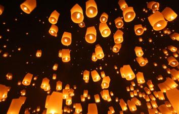 全国出发东南亚泰国清迈6日落地自驾：天灯节-白蓝黑三庙-素贴山-丛林越野6日-游推荐