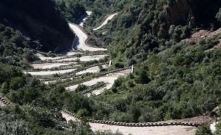 北京周边平谷1日自驾游：平谷十八盘-东指壶-玻璃宴-石林峡1日穿越自驾游-推荐