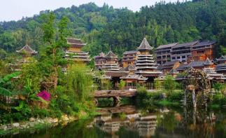 西安出发黔东南7日自驾游：肇兴侗寨-岜沙苗寨-荔波小七孔-镇远古城7日贵州之旅-推荐