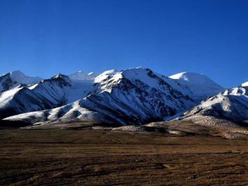 成都集合川藏线-珠峰-青藏线15日西藏自驾游：G318川藏线-珠峰-羊湖纳木错-拉萨-翡翠湖15日自