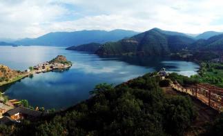 北京出发云贵川16日自驾游：海螺沟、泸沽湖、黄果树、梵净山16日自驾-推荐