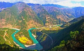 北京出发丙察察14日自驾：丙察察-大理-独龙江-八宿-康定大环线14日探秘自驾之旅-推荐