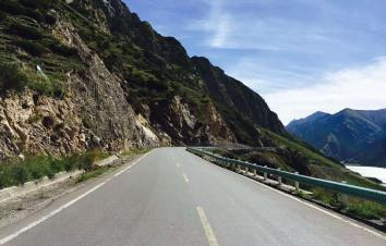 天水集合26日新疆自驾游：青海-门源-南疆喀什-北疆喀纳斯-敦煌-嘉峪关环线自驾活动-游推荐