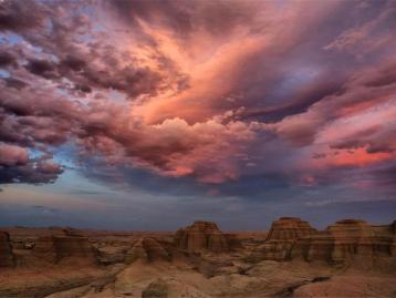 乌鲁木齐出发北疆大环线13日自驾游：可可托海-布尔津-喀纳斯-魔鬼城13日自驾游