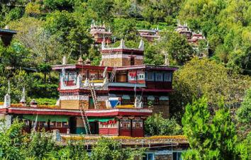 成都出发色达4日自驾游：桃坪羌寨-色达天葬台-甲居藏寨4日自驾之旅-游推荐