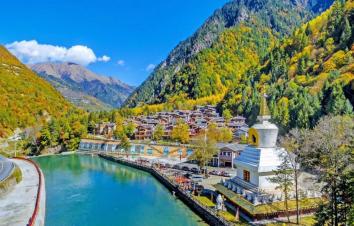 重庆出发川西4日自驾游： 穿越若尔盖大草原无人秘境-九曲黄河第一湾体验之旅4日自驾之旅-游推荐