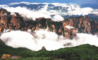 北京周边秦皇岛2日自驾游：塞北小黄山祖山-秦皇岛海滩五星酒店踏青2日自驾游-推荐