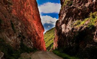 北京周边蔚县2日自驾游：桑干河大峡谷-象光寺-大河南穿越2日自驾游-推荐