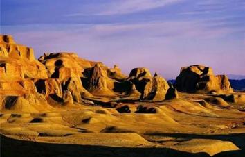 江苏出发新疆32天大环线：乌鲁木齐-赛里木湖-巴音郭楞-丝绸之路32天新疆西北大环线-游推荐