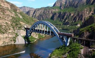 北京周边1日自驾游：龙门沟一线天-幽州峡谷连穿，自驾京西峭壁风光-推荐