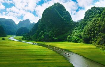 全国出发南北穿越越南6日落地自驾游：岑山海滩-陆龙湾-发焰石大教堂6日休闲自驾游-游推荐