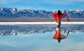 重庆出发内蒙8日自驾游：铜川-波浪谷-七星湖-库布齐沙漠-伊金霍洛旗8日自驾之旅-推荐