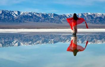 重庆出发内蒙8日自驾游：铜川-波浪谷-七星湖-库布齐沙漠-伊金霍洛旗8日自驾之旅-游推荐