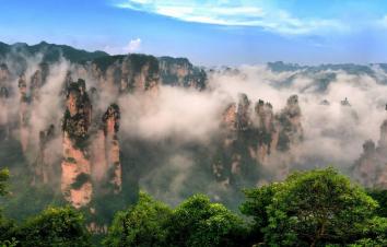 山东出发湘西7日自驾游：张家界-凤凰古城-猛洞河漂流-芙蓉镇-墨戎苗寨美景赏析7日游-游推荐