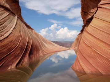 成都出发内蒙鄂尔多斯7日自驾游：波浪谷-库布奇七星湖-成吉思汗陵7日草原自驾游