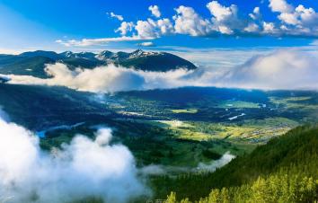 乌鲁木齐集合新疆12日落地自驾游：喀纳斯湖-禾木村-赛里木湖-巴音布鲁克-唐布拉百里画廊12日自驾游-游推荐