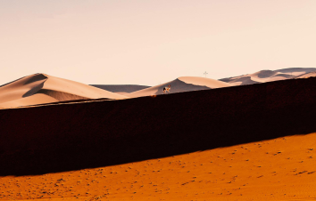 山东出发自驾宁夏7日游：腾格里沙漠-贺兰山岩画-西夏王陵-火石寨-袁家村深度7日-游推荐