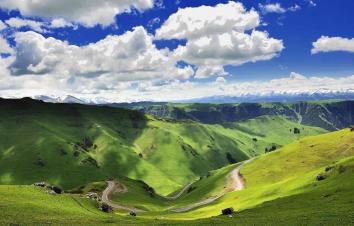 乌鲁木齐集合新疆10日自驾游：神秘喀纳斯-可可托海-伊犁-独库环线10日自驾游-游推荐