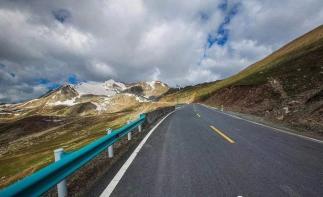 北京出发新疆28日自驾游：红其拉甫-喀纳斯-独库公路-吐鲁番28日自驾-推荐