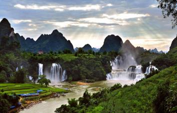 北京出发广西15日自驾游：南岳衡山-涠洲岛-明仕田园-德天瀑布15日自驾-游推荐