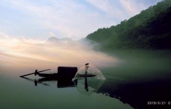 武汉出发湖南郴州4日自驾游：雾漫小东江-丹霞飞天山豪华酒店高品质自驾游-游推荐