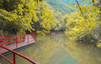 武汉出发十堰3日自驾：醉美十堰-九龙瀑布-悬崖小火车-野人谷中秋3天自驾游-游推荐