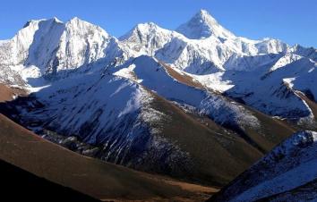 成都集合四川6日落地自驾：贡嘎雪山-上木居-红石滩公园6日自驾-游推荐