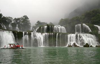 湖南出发广西7日自驾游：三江侗寨-百色巴马-中越边境-北海涠洲岛7日自驾游-游推荐