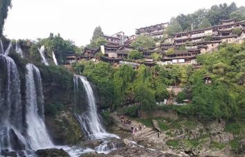 长沙出发湘西3日自驾游：湘西边城镇-芙蓉镇-老司城-不二门休闲3日自驾游-游推荐