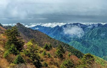 北京出发湖北9日自驾游：神农架-恩施秘境-挂壁公路-中国仙本那-风味美食休闲自驾游-游推荐