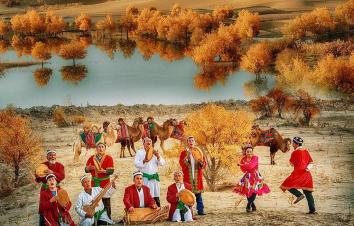 山东出发南疆18日自驾游：民族阿克苏-秋色胡杨林-神秘王国--金苹果节-沙漠公路探索神秘南疆自驾游-游推荐