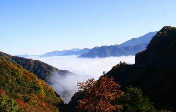 成都出发巴中3日自驾游：南江-光雾山-十八月潭-光雾山桃园3日自驾游-游推荐