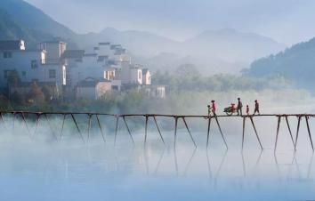 山东出发安徽天路5日游：水上红杉节-桃花潭-查济古镇-采石矶赏秋休闲5日游-游推荐