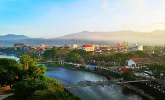 重庆出发老挝7日自驾游：磨憨口岸集合-磨丁-琅勃拉邦-万荣7日老挝自驾游-推荐