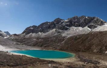 成都出发香格里拉西藏17日自驾游：川藏南线-稻城亚丁-滇藏线-青藏线17日自驾-游推荐