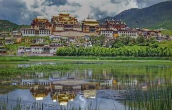 全国出发云南香格里拉10日自驾：丽江-香格里拉-飞来寺-丙中洛-独龙江10日落地租车自驾-游推荐