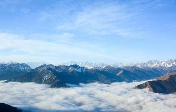 成都周边2日看云海彩林自驾：神木垒-达瓦更扎2日自驾-游推荐