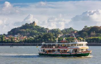 全国出发厦门集结7日自驾：永定土楼-福州霞浦-厦门鼓浪屿7-火山岛-南少林寺7日落地租车自驾-游推荐