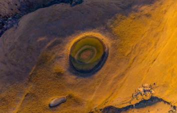 成都出发格聂南线8日穿越摄影旅拍：新都桥-墨石公园-措普沟-格聂之眼-冷谷寺-网红鱼子西-乡城8日摄-游推荐