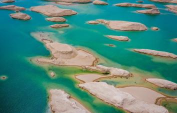 兰州集合漫游西北甘肃青海8日4-6人四星包车游：张掖-嘉峪关-敦煌-德令哈-青海湖8日有-游推荐