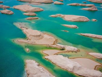 兰州集合漫游西北甘肃青海8日4-6人四星包车游：张掖-嘉峪关-敦煌-德令哈-青海湖8日有