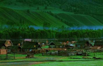 北疆七日落地自驾：天山天池-可可托海-禾木-喀纳斯-伊雷木湖七日落地自驾-游推荐