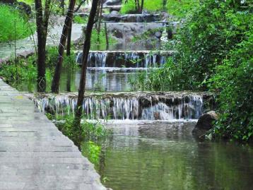 广东出发湖南江永4日深度自驾：千家峒-大泊水瀑布-虎头童话村-上甘棠村4日探秘江永