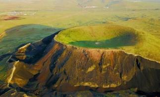 北京出发内蒙4日自驾游：乌兰哈达火山-乌兰察布-黄花沟-大红山4日自驾游-推荐