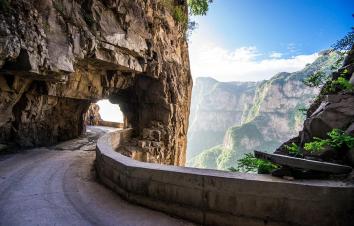 【北京出发河南】自驾穿越南太行经典挂壁公路、太原网红路、太行大峡谷自驾4日-游推荐