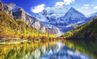 成都出发穿越泸亚线7日自驾：稻城亚丁-泸沽湖-泸亚线-格萨拉-海子山-天路十八弯7日自驾游-推荐