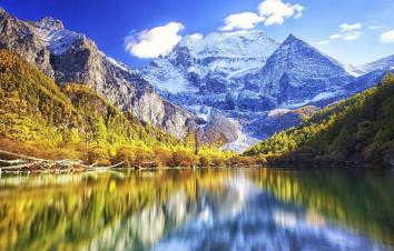 成都出发穿越泸亚线7日自驾：稻城亚丁-泸沽湖-泸亚线-格萨拉-海子山-天路十八弯7日自驾游-游推荐