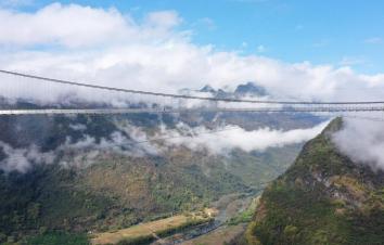 广州周边3日自驾游：挑战峡天下-游千年瑶寨-探神秘地下河休闲3天清远自驾游-游推荐