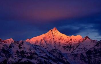 暑假全国出发拉萨至成都·川藏线9日自驾游：318景观大道·稻城亚丁·滇川大道·滇藏线·藏线精华景点打-游推荐