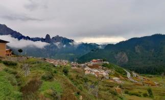 秘境甘南洛克之路6日自驾游：小众甘加密境-扎尕那-年保叶则3次穿越6日甘南自驾游-推荐